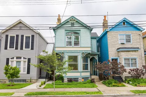 1718 Greenup St, Covington, KY 41011
