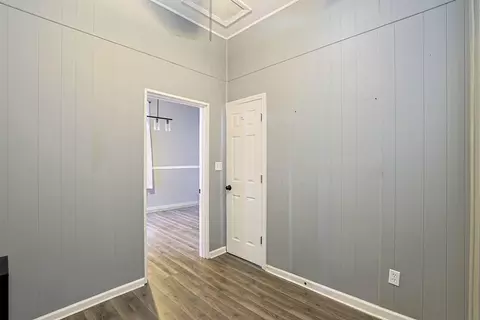 Entry Way - 2408 Warren St, Covington, KY 41014 photo 1 of 1