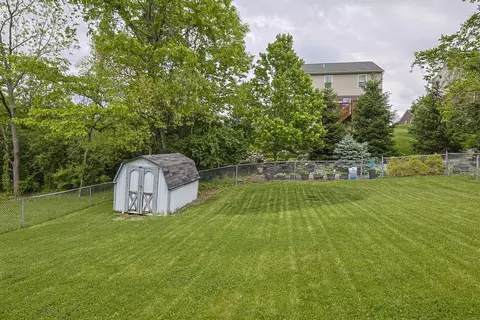 Exterior - 46 Delphi Dr, Erlanger, KY 41018 photo 7 of 9