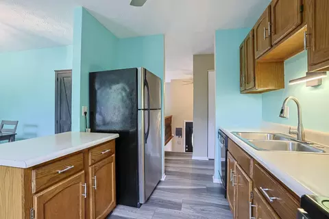 Kitchen - 46 Delphi Dr, Erlanger, KY 41018 photo 3 of 3