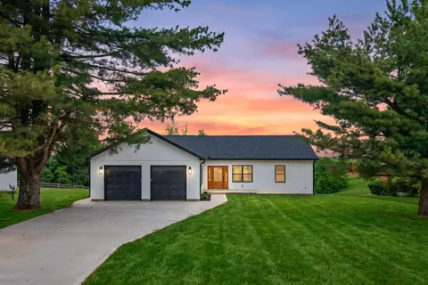 519 Humes Ridge Rd, Williamstown, KY 41097
