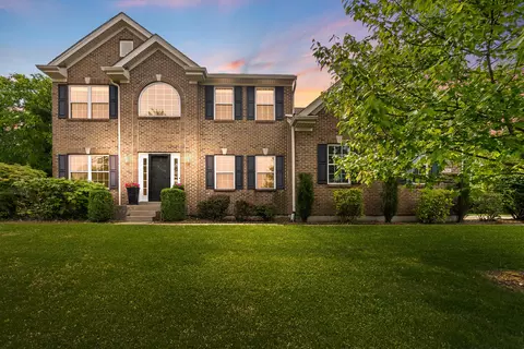 1926 Duke Ct, Burlington, KY 41005