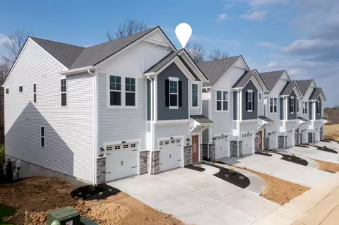 2666 Timberside Dr, Hebron, KY 41048