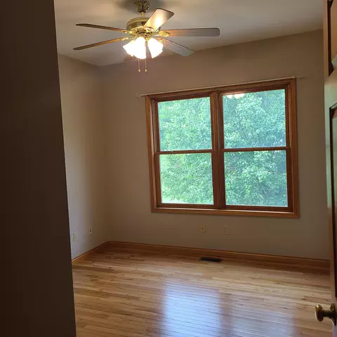 Bedroom - 1710 Valley Dr, Fort Wright, KY 41017 photo 1 of 5