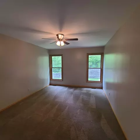 Bedroom - 1710 Valley Dr, Fort Wright, KY 41017 photo 4 of 5