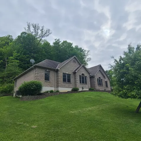 Exterior - 1710 Valley Dr, Fort Wright, KY 41017 photo 5 of 11