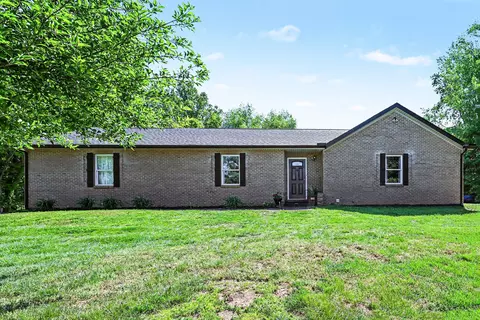 131 Hidden Hollow Dr, Falmouth, KY 41040