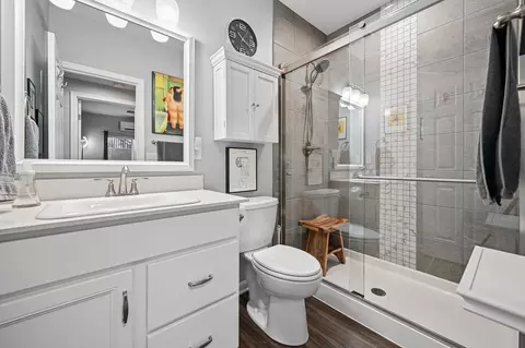 Bath - 2316 Amici Dr, Covington, KY 41017 photo 3 of 3