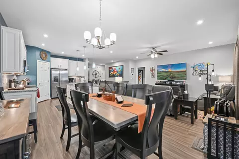 Dining - 2316 Amici Dr, Covington, KY 41017 photo 2 of 2