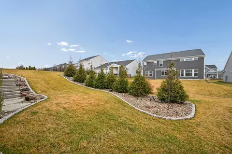 Exterior - 2316 Amici Dr, Covington, KY 41017 photo 7 of 8