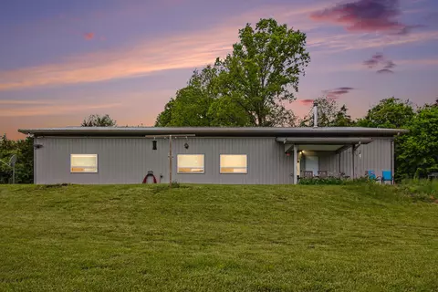 8768 Stonehouse Rd, Alexandria, KY 41001