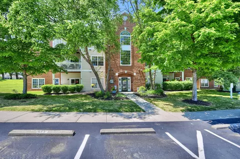 147 Saddlebrook Ln #583, Florence, KY 41042