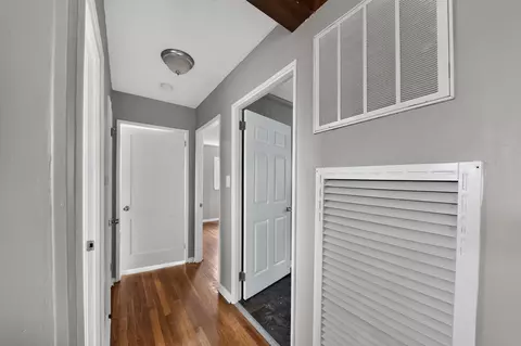 Entry Way - 1611 Monroe St, Covington, KY 41014 photo 3 of 3