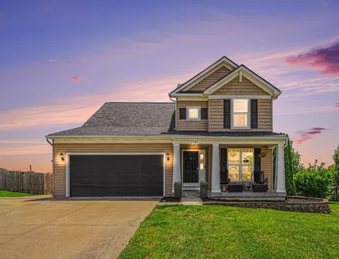 174 Ridgewood Dr, Alexandria, KY 41001