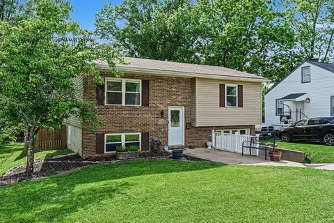 69 Goodridge Dr, Florence, KY 41042