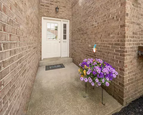 5313 Country Club Ln, Burlington, KY 41005