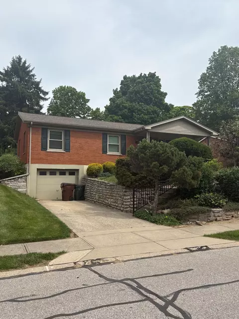 235 Surfwood Dr, Florence, KY 41042