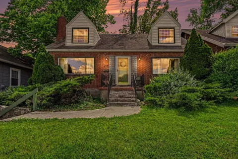 425 Highway Ave, Ludlow, KY 41016