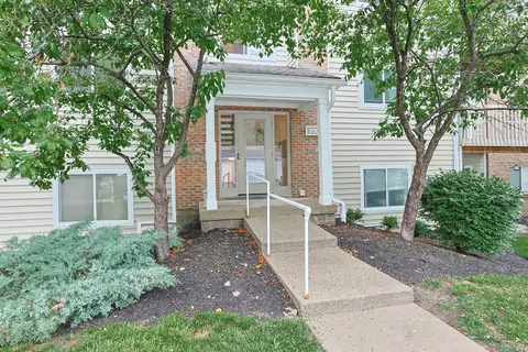330 Timber Ridge Dr #7, Wilder, KY 41071
