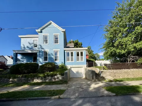 102 8th Ave, Dayton, KY 41074