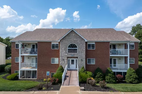 648 Friars Ln #10, Florence, KY 41042