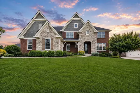 11184 War Admiral Dr, Union, KY 41091