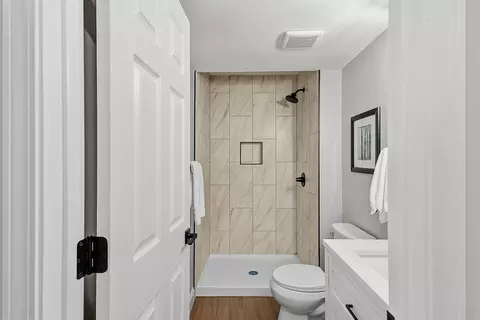 Bath - 3245 Laurel Oak Ct, Edgewood, KY 41017 photo 5 of 5