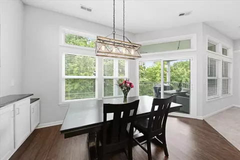 Dining - 2191 Piazza Rdg, Covington, KY 41017 photo 1 of 2