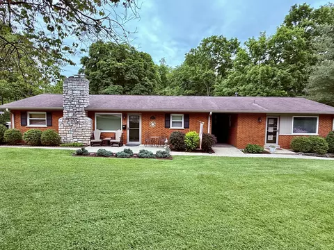 3517 Susan Lewis Dr, Erlanger, KY 41018