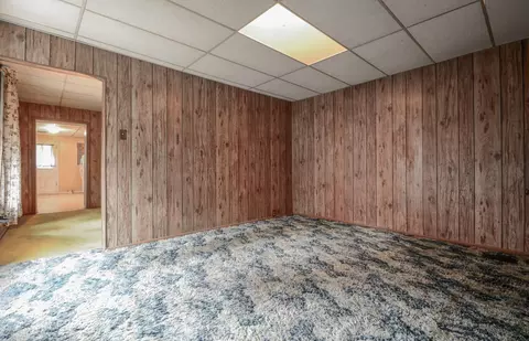 Living - 223 E 18th St, Covington, KY 41014 photo 1 of 6