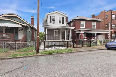 221 W 13th St, Newport, KY 41071