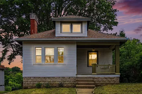402 Linden Ave, Southgate, KY 41071