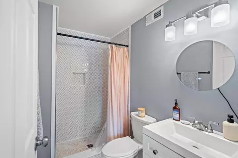 Bath - 111 E 9th St, Covington, KY 41011 photo 3 of 3