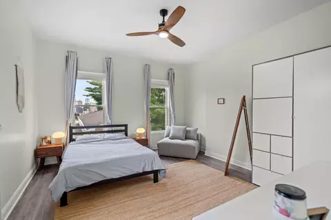 Bedroom - 111 E 9th St, Covington, KY 41011 photo 1 of 5