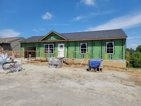 22 Nicholson Ave, Walton, KY 41094