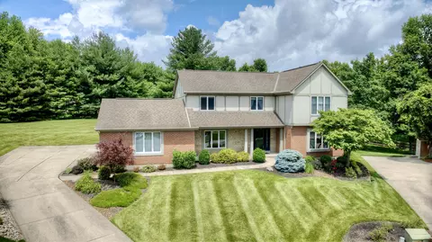 1032 Woodway Dr, Villa Hills, KY 41017