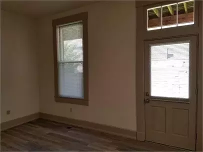 Living - 112-114 E 5th St, Covington, KY 41011 photo 1 of 2