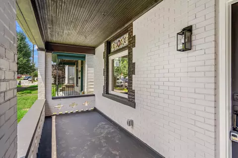 Exterior - 408 E 18th St, Covington, KY 41014 photo 2 of 4