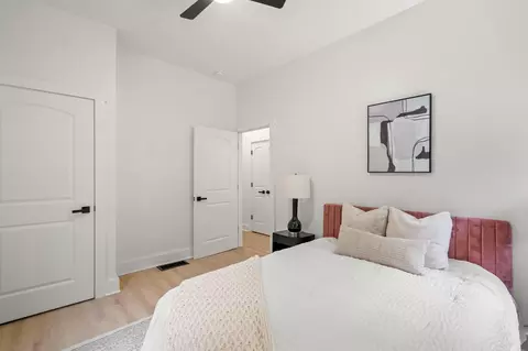 Bedroom - 408 E 18th St, Covington, KY 41014 photo 1 of 4