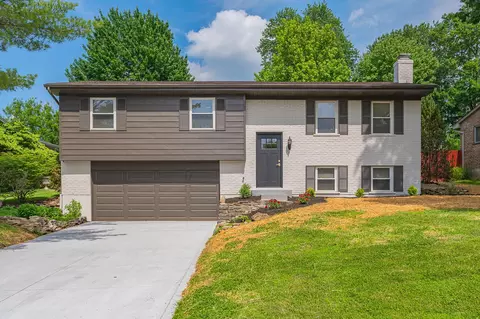 820 Eastland Dr, Villa Hills, KY 41017