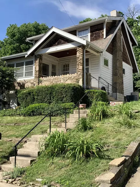 246 Linden Ave, Southgate, KY 41071