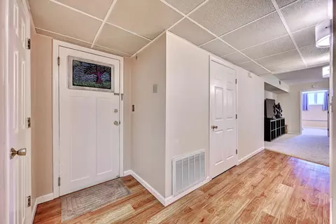 Entry Way - 128 E 5th St #7, Covington, KY 41011 photo 1 of 2