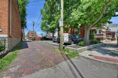 Exterior - 128 E 5th St #7, Covington, KY 41011 photo 3 of 5