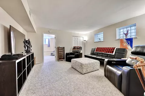 Living - 128 E 5th St #7, Covington, KY 41011 photo 1 of 3
