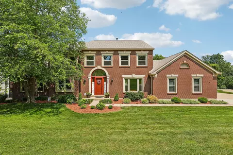8229 Woodcreek Dr, Florence, KY 41042
