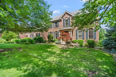 949 Appleblossom Dr, Villa Hills, KY 41017