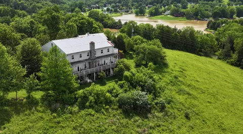 1519 Sparta Pike, Sparta, KY 41086