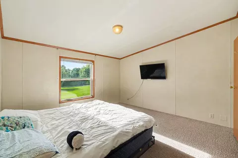 Bedroom - 2060 Augusta-minerva Rd, Augusta, KY 41002 photo 1 of 3