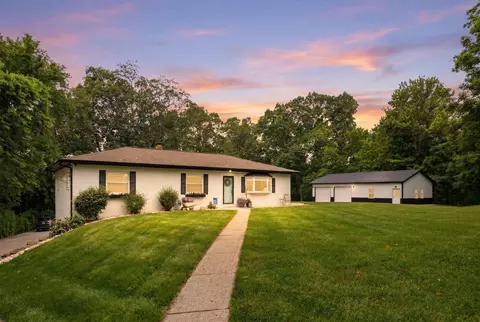 744 Oakland Dr, Taylor Mill, KY 41015