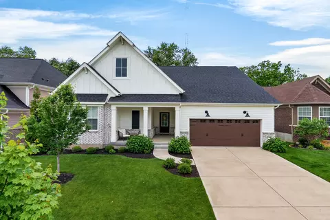 2742 White Pine Dr, Villa Hills, KY 41017